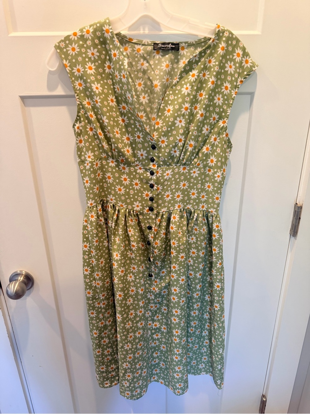 Sucrefas Sage Green Daisy Floral Button Front Dress Size M